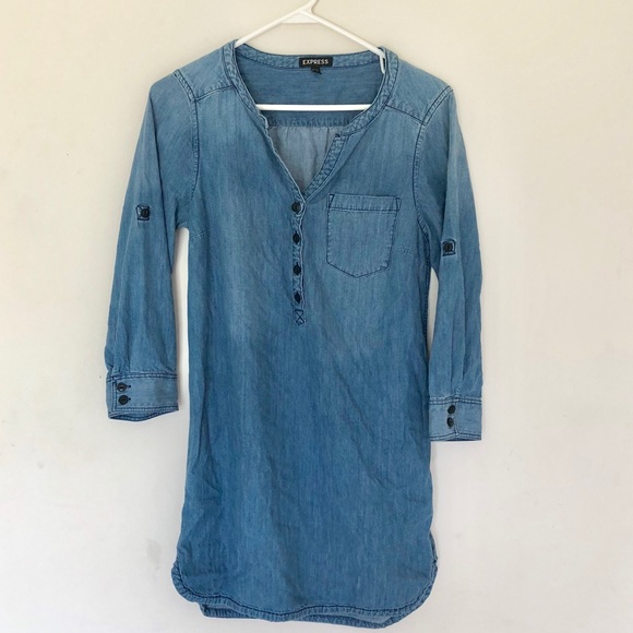 Express Dresses & Skirts - Express Chambray dress